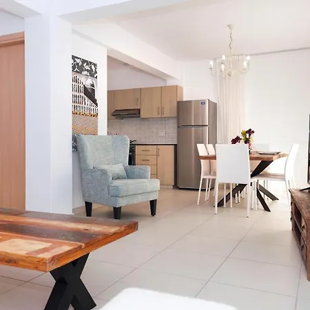 Villa Katherine - Nissi Area Ayia Napa